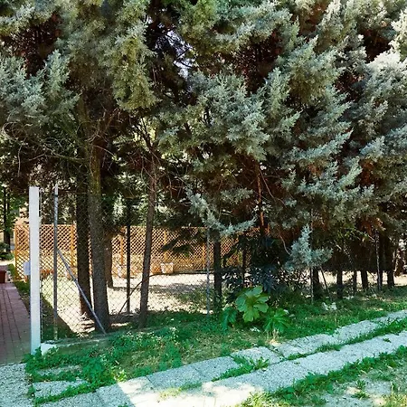 Carlotta Fiera Apartman *