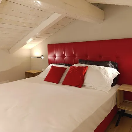 Carlotta Fiera Apartment