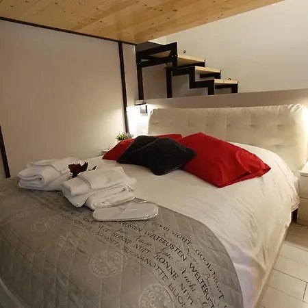 Carlotta Fiera * Boloňa